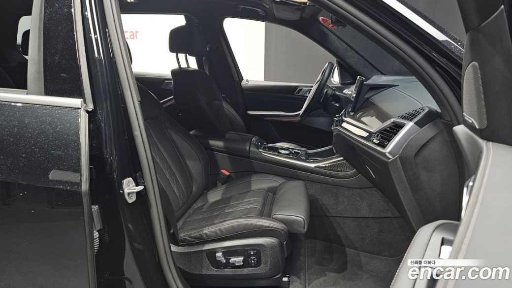 BMW X7 xDrive 40i M Sport 6STR, 2025