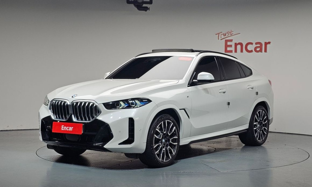 BMW X6 xDrive40i M Sport, 2024
