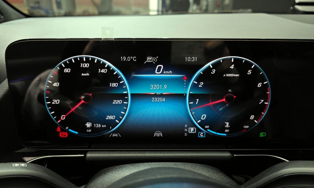 Mercedes-Benz GLA-Class GLA250 4MATIC, 2022