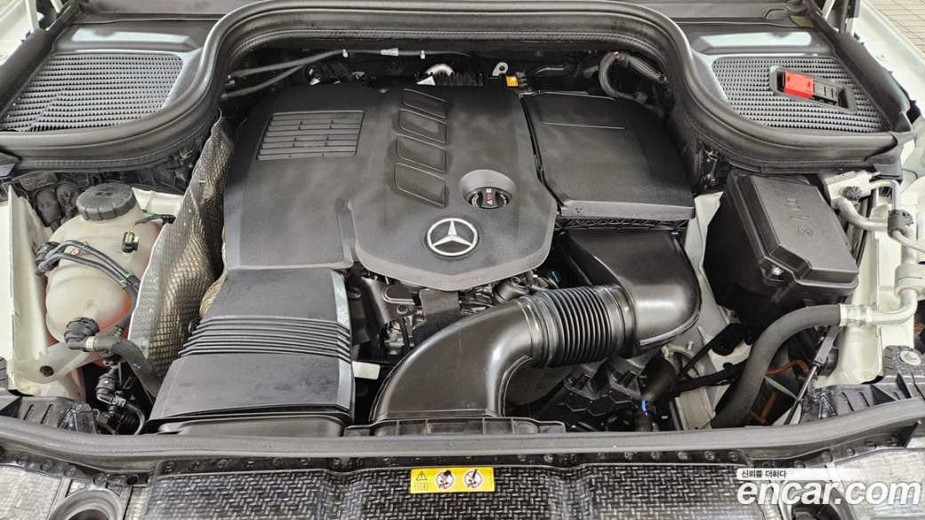 Mercedes-Benz GLE-Class GLE300d 4MATIC, 2023