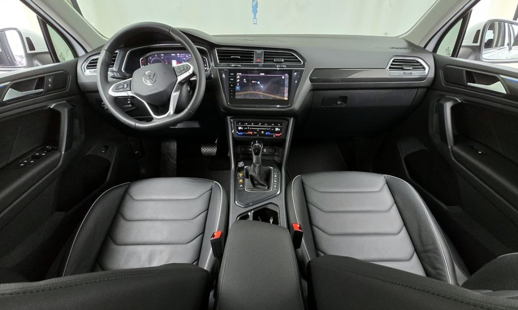 Volkswagen Tiguan 2.0 TDI Prestige, 2024