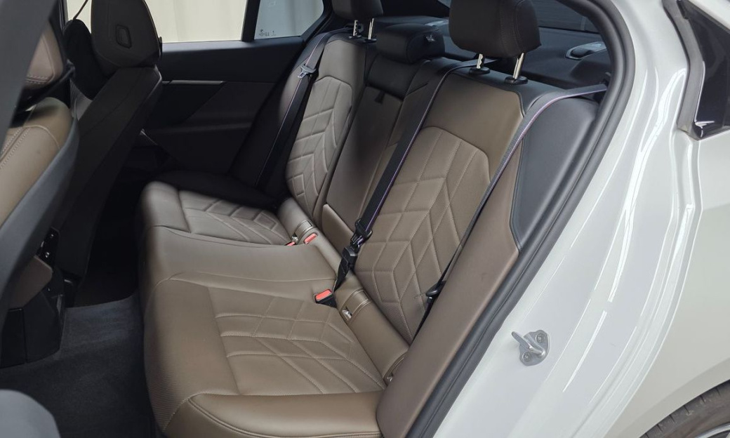 BMW 5-Series 520i Special Edition, 2026