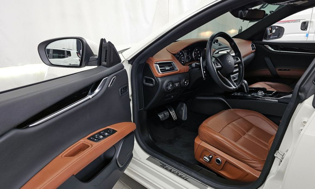 Maserati Ghibli 2.0 Gransport, 2021