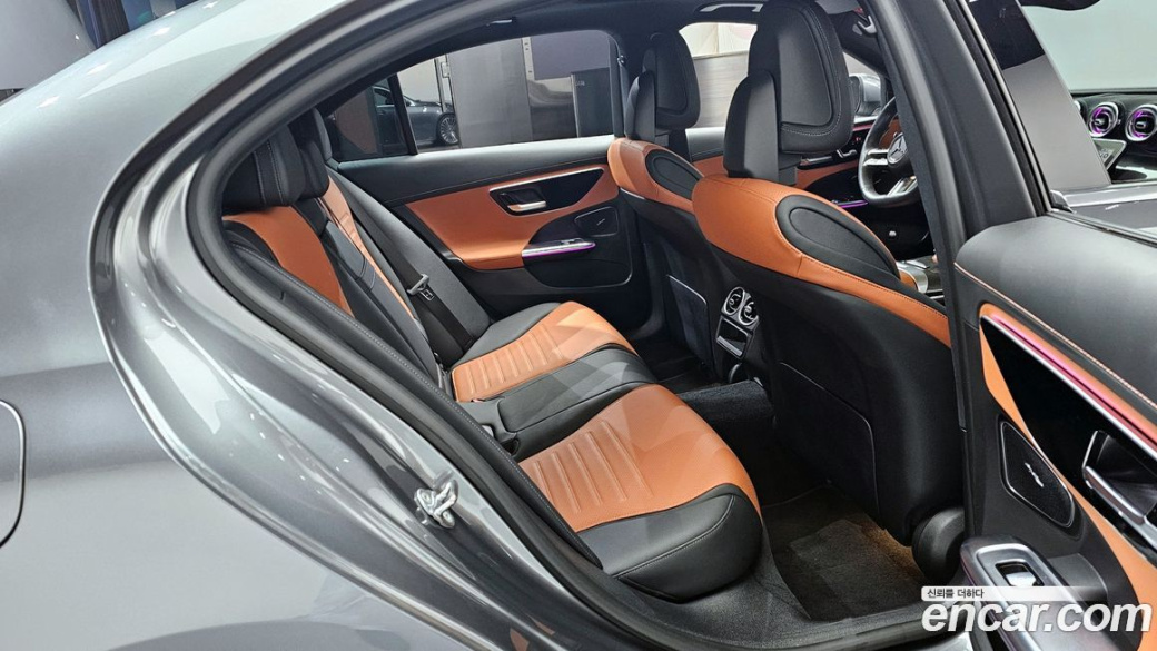 Mercedes-Benz C-Class C300 4MATIC AMG Line, 2023