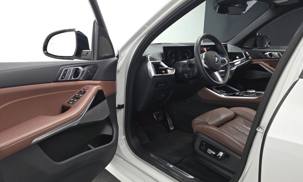 BMW X5 xDrive 40i M Sport, 2025