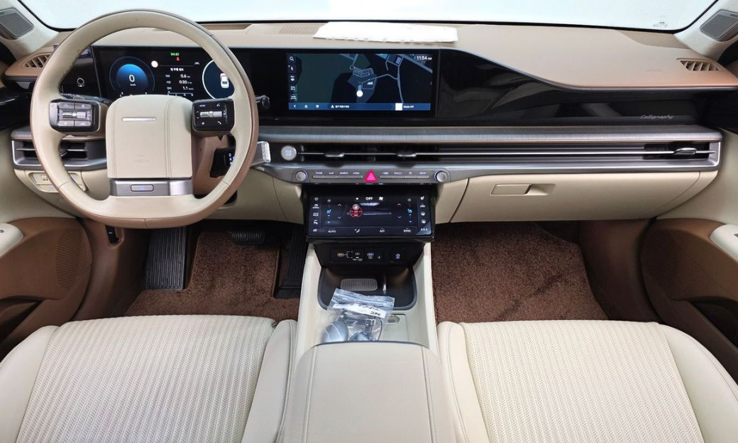 Hyundai Grandeur 2,5 Gasoline 2WD, 2023