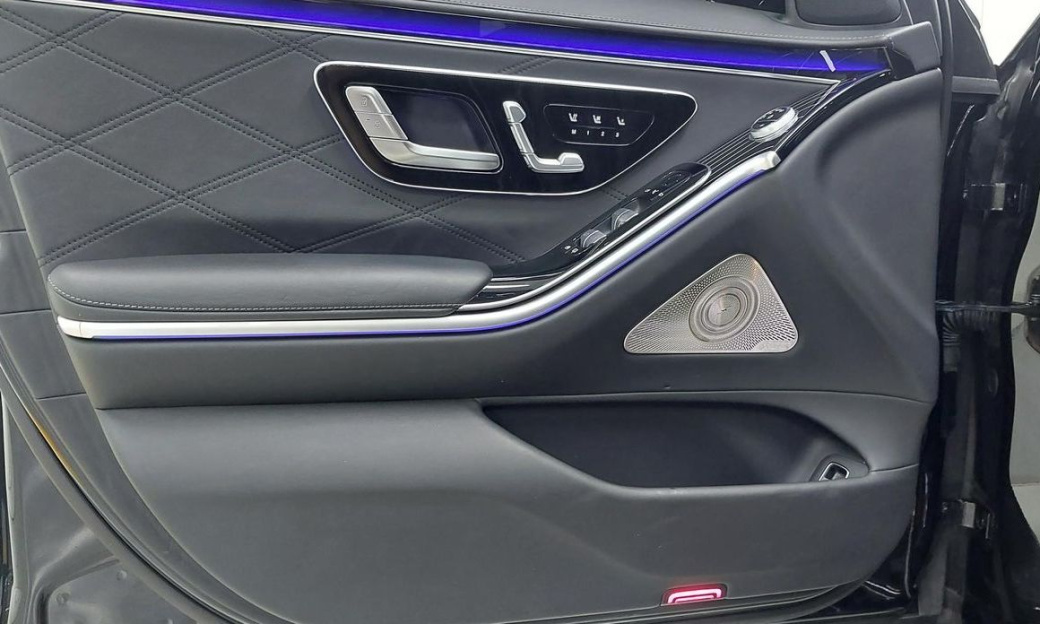 Mercedes-Benz S-Class Maybach S580 4MATIC, 2023