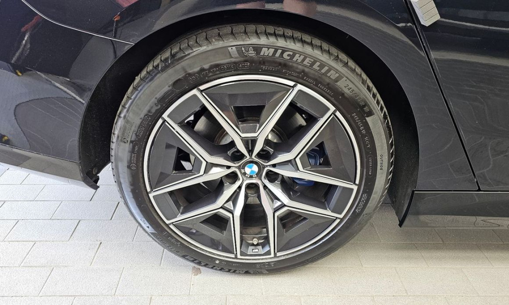 BMW 5-Series 520i M Sport, 2024