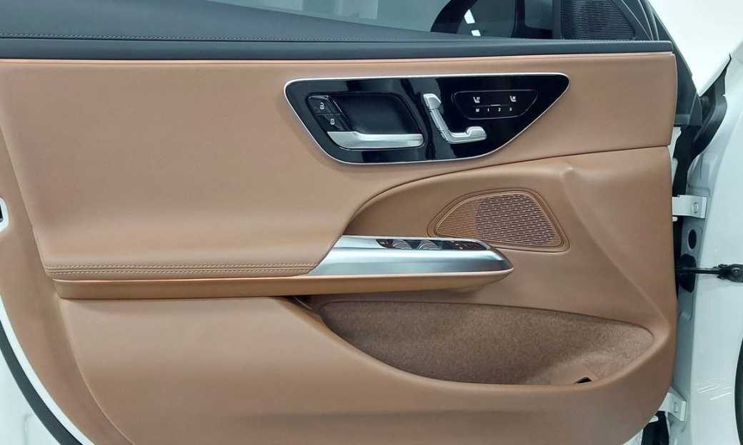 Mercedes-Benz E-Class E220d 4MATIC Exclusive, 2024