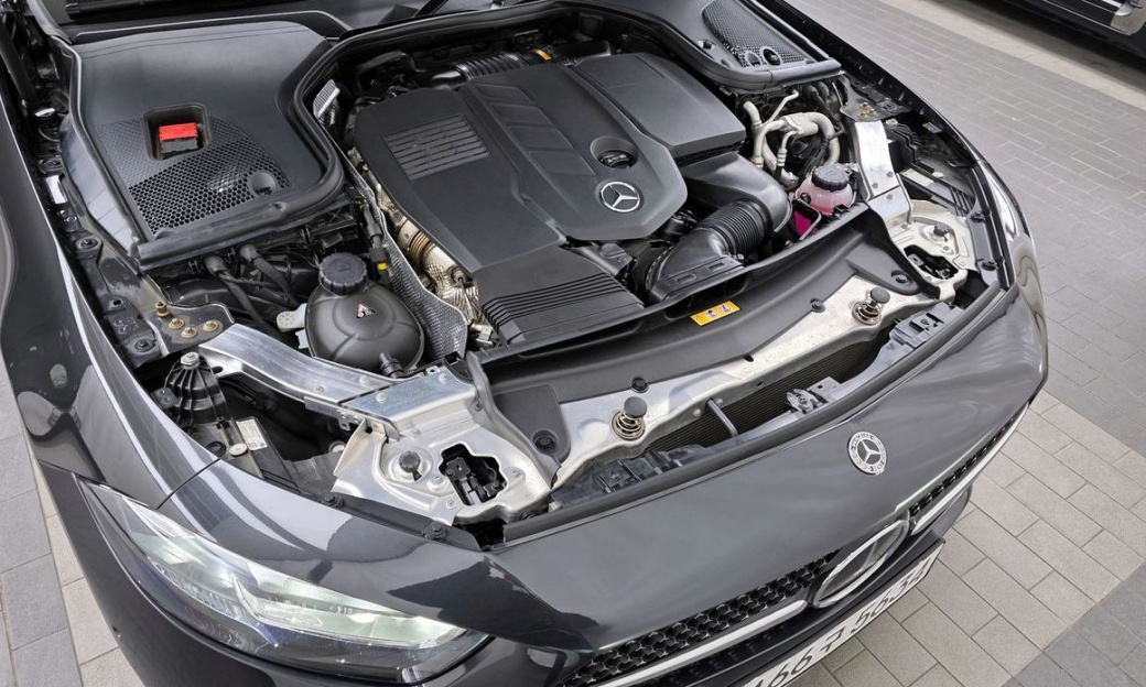 Mercedes-Benz CLS-Class CLS300d 4MATIC, 2022