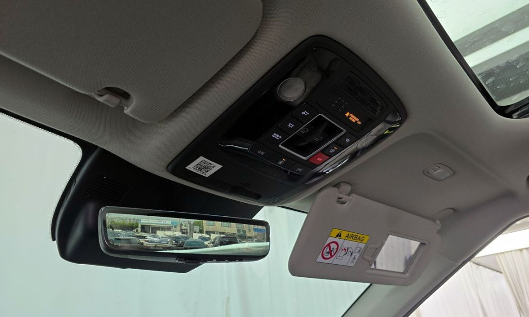 Kia Carnival 9-Seater Noblesse, 2025