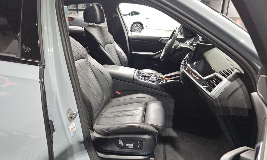 BMW X6 xDrive40i M Sport, 2024