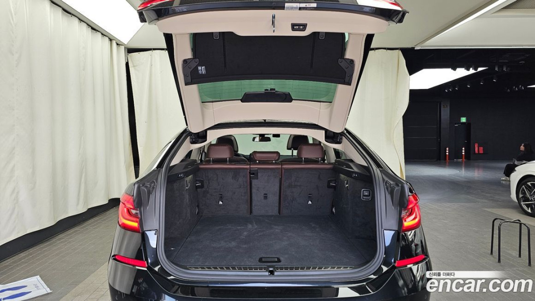 BMW Gran Turismo 630i xDrive Luxury, 2023