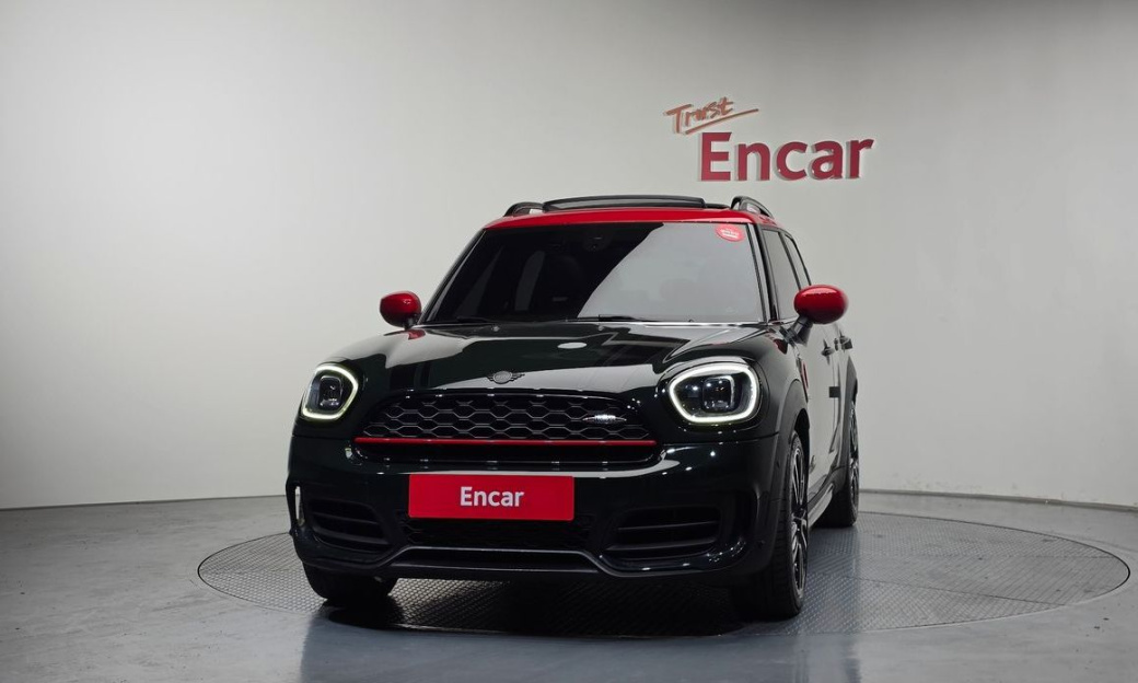 Mini Countryman JCW Launch Pack, 2023