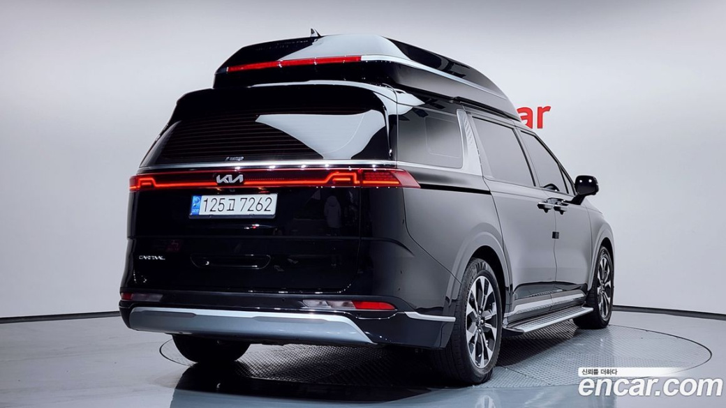 Kia Carnival 7-Seater Hi-Limousine, 2023
