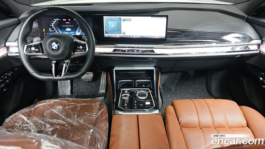 BMW 7-Series 740i xDrive M Sport, 2025