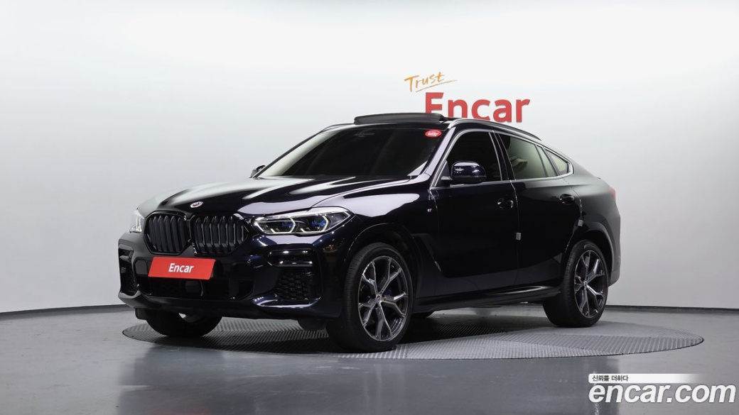 BMW X6 xDrive40i M Sport, 2022