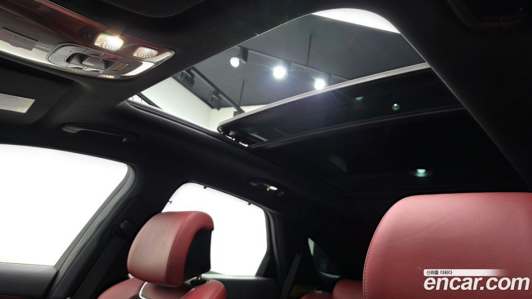 Genesis GV70 2.5T Gasoline AWD, 2025
