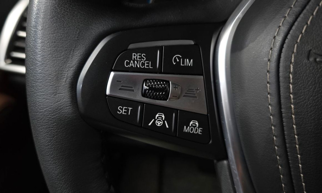 BMW X5 xDrive 40i xLine, 2022