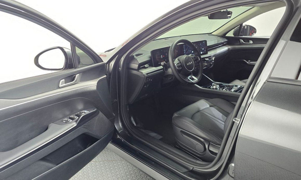 Kia K5 2.0, 2024