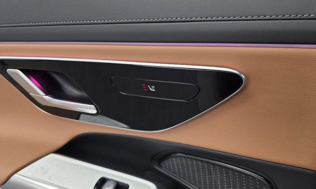Mercedes-Benz E-Class E200 Avantgarde, 2025