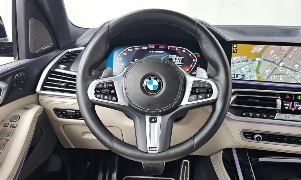 BMW X7 M50i 6STR, 2022