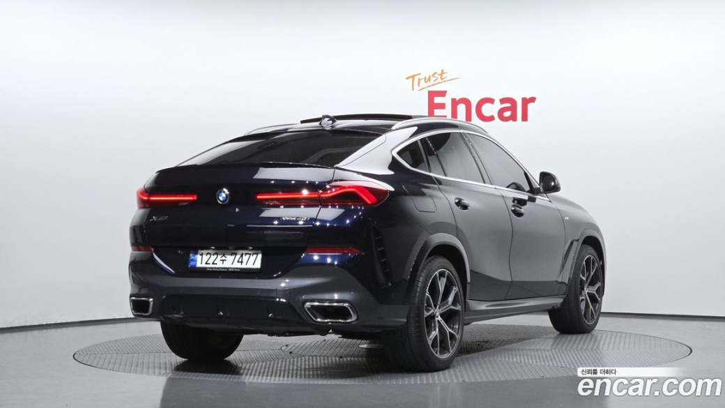BMW X6 xDrive40i M Sport, 2022