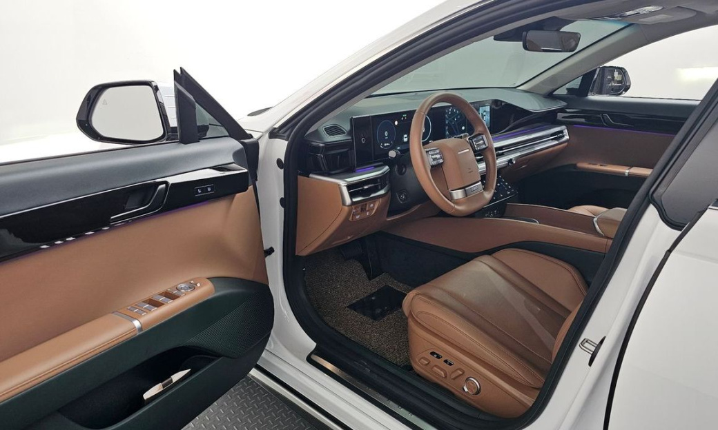 Hyundai Grandeur 2,5 Gasoline 2WD, 2025