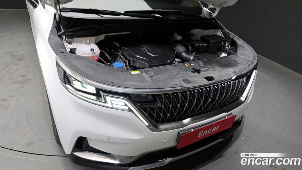 Kia Carnival 9-Seater Noblesse, 2023