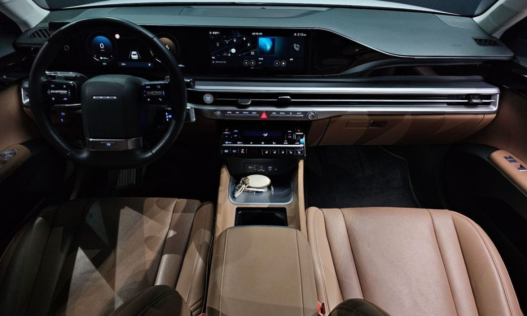 Hyundai Grandeur 2,5 Gasoline 2WD, 2023