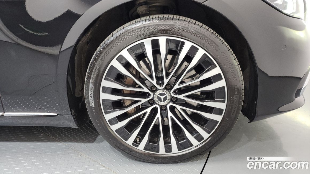 Mercedes-Benz S-Class S450L 4MATIC, 2023