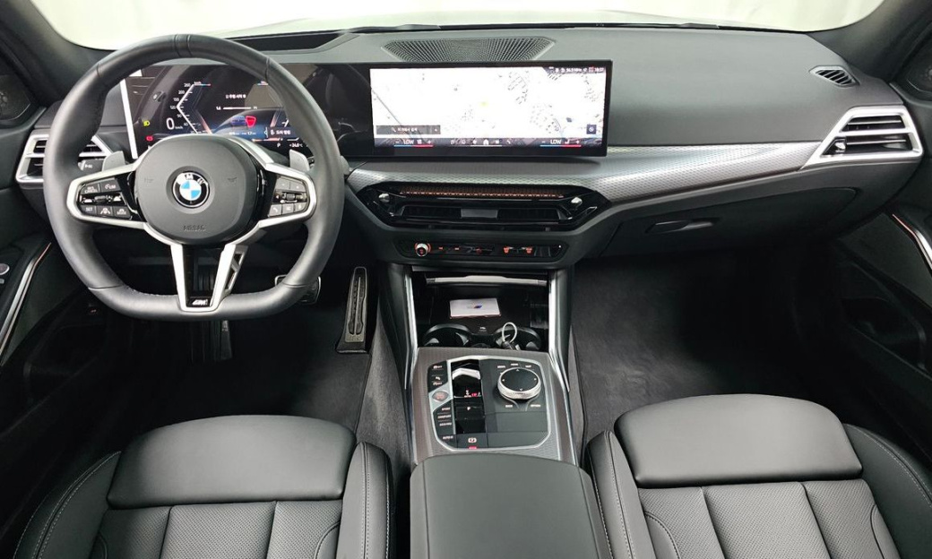 BMW 3-Series 320i M Sport, 2025