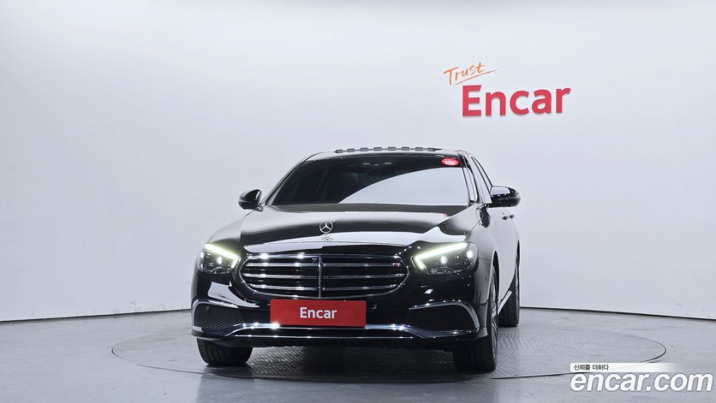 Mercedes-Benz E-Class E350 4MATIC Exclusive, 2023