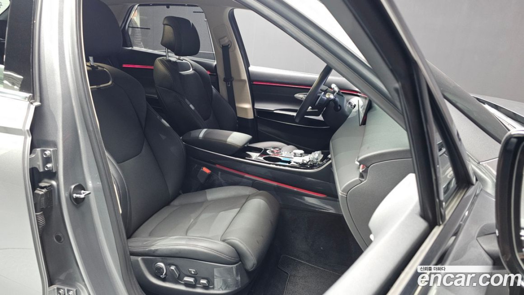Genesis GV70 2.5T Gasoline AWD, 2025