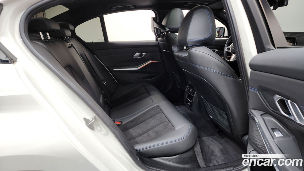 BMW 3-Series 320i M Sport, 2022