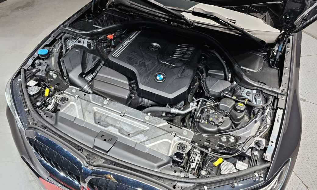 BMW 3-Series 320i M Sport, 2022