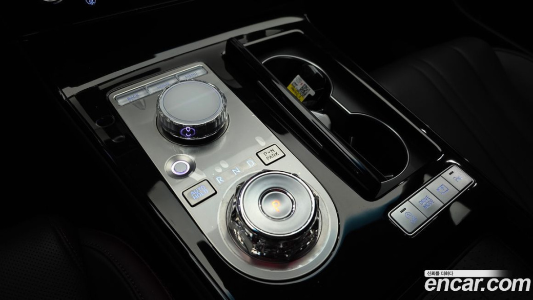 Genesis G80 Gasoline 2.5 Turbo 2WD, 2025