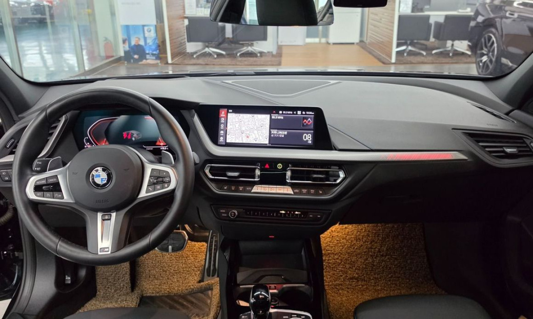 BMW 1-Series 120i M Sports, 2024