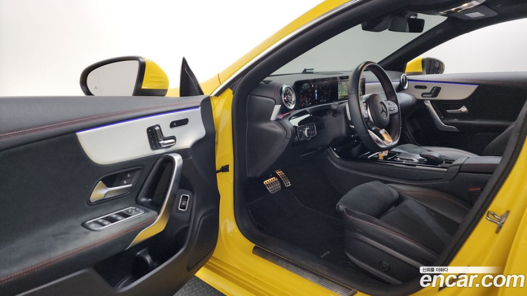 Mercedes-Benz CLA-Class CLA250 4MATIC, 2023
