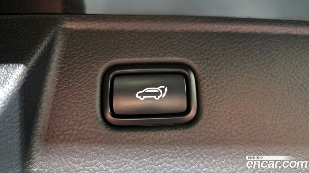 Kia Mohave Diesel 3.0 4WD 6-Seater, 2023