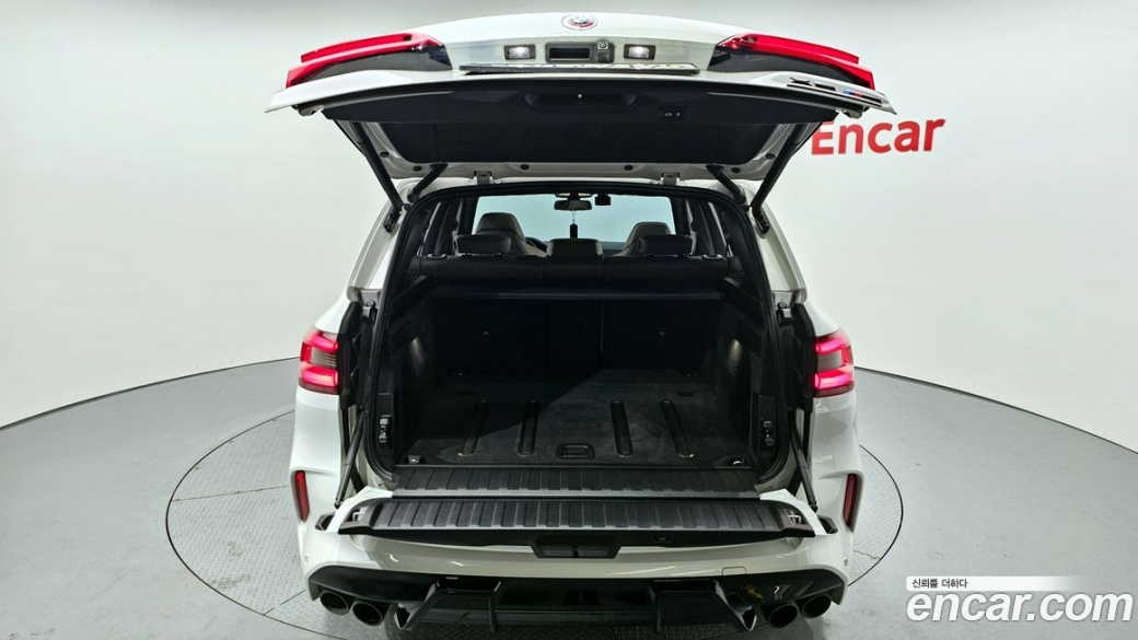 BMW X5M 4.4 Competition, 2023