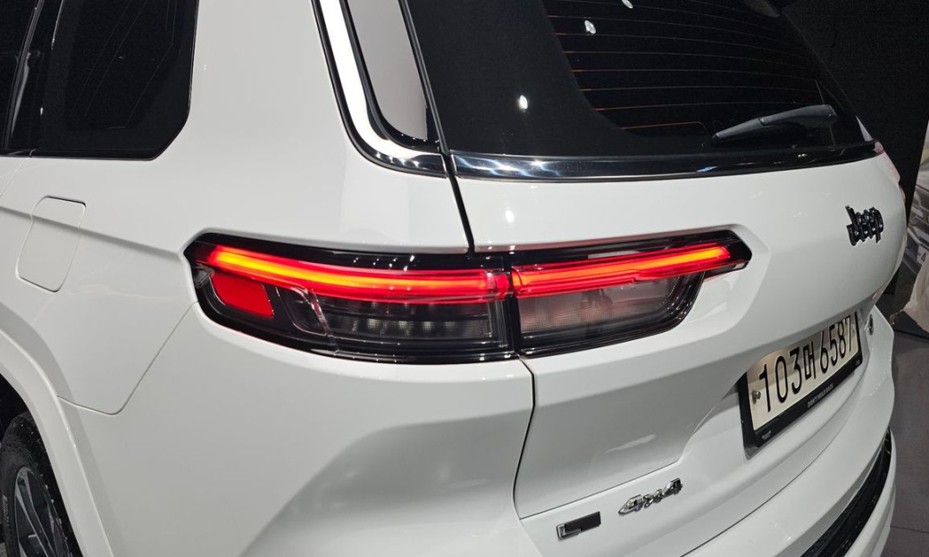 Jeep Cherokee L 3.6 Overland, 2021
