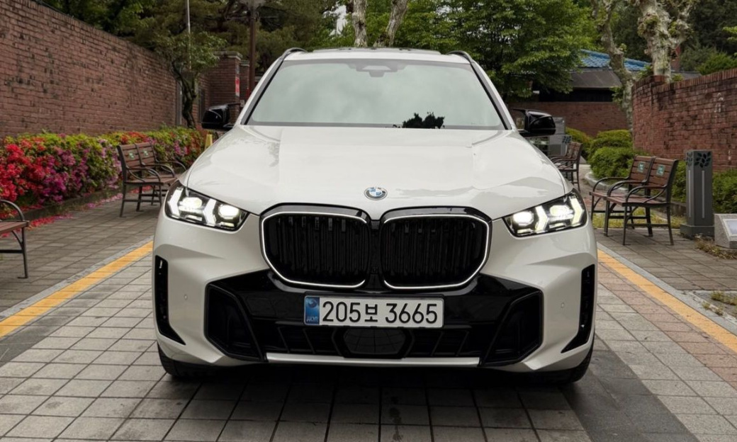 BMW X5 xDrive 40i M Sport, 2025