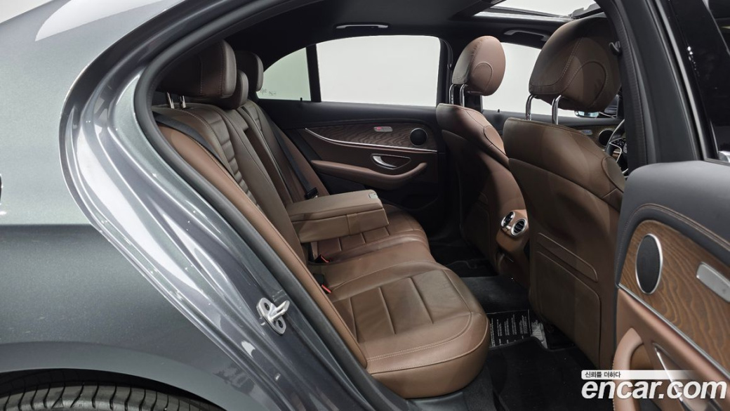 Mercedes-Benz E-Class E250 Exclusive, 2023