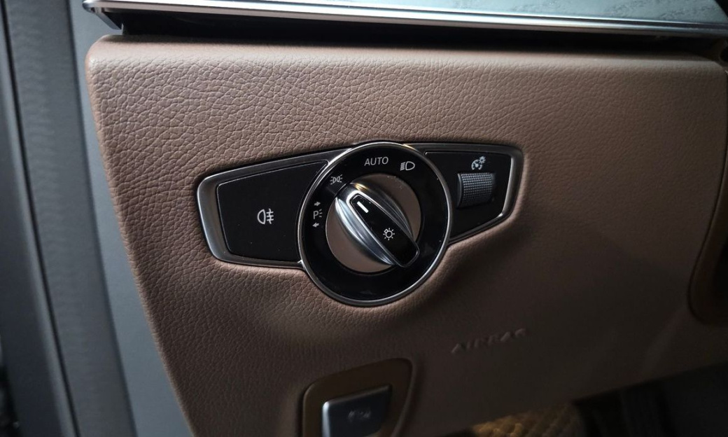 Mercedes-Benz E-Class E350 4MATIC Exclusive, 2023