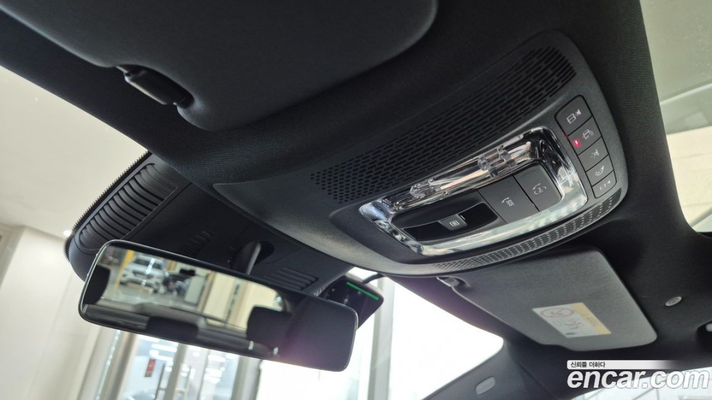 Mercedes-Benz GLA-Class GLA250 4MATIC, 2026