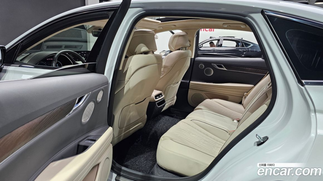 Genesis G80 Gasoline 2.5 Turbo AWD, 2024