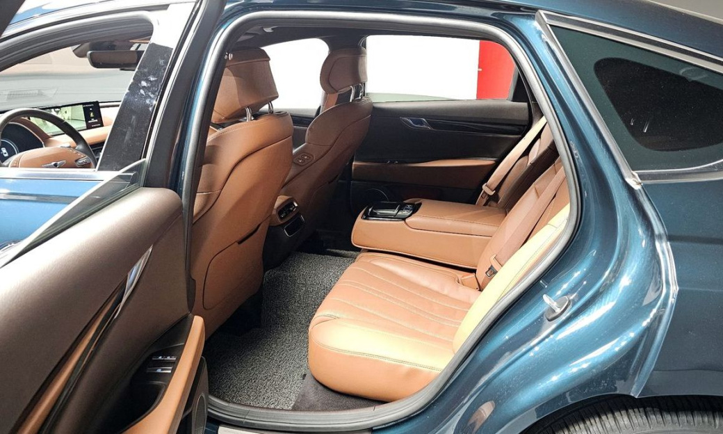 Genesis G80 Gasoline 2.5 Turbo AWD, 2022