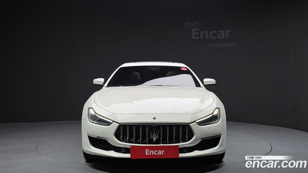 Maserati Ghibli 2.0 GT, 2022