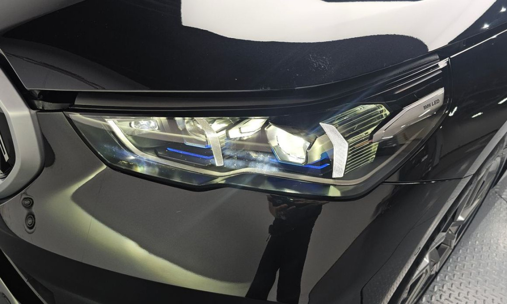 BMW 5-Series 520i, 2025